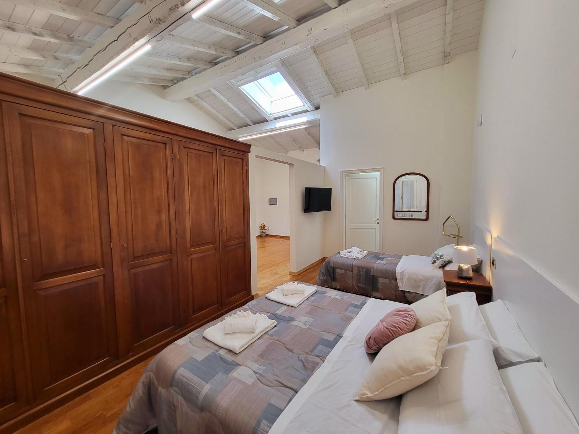 Residence Antico Borgo Modena Exterior photo